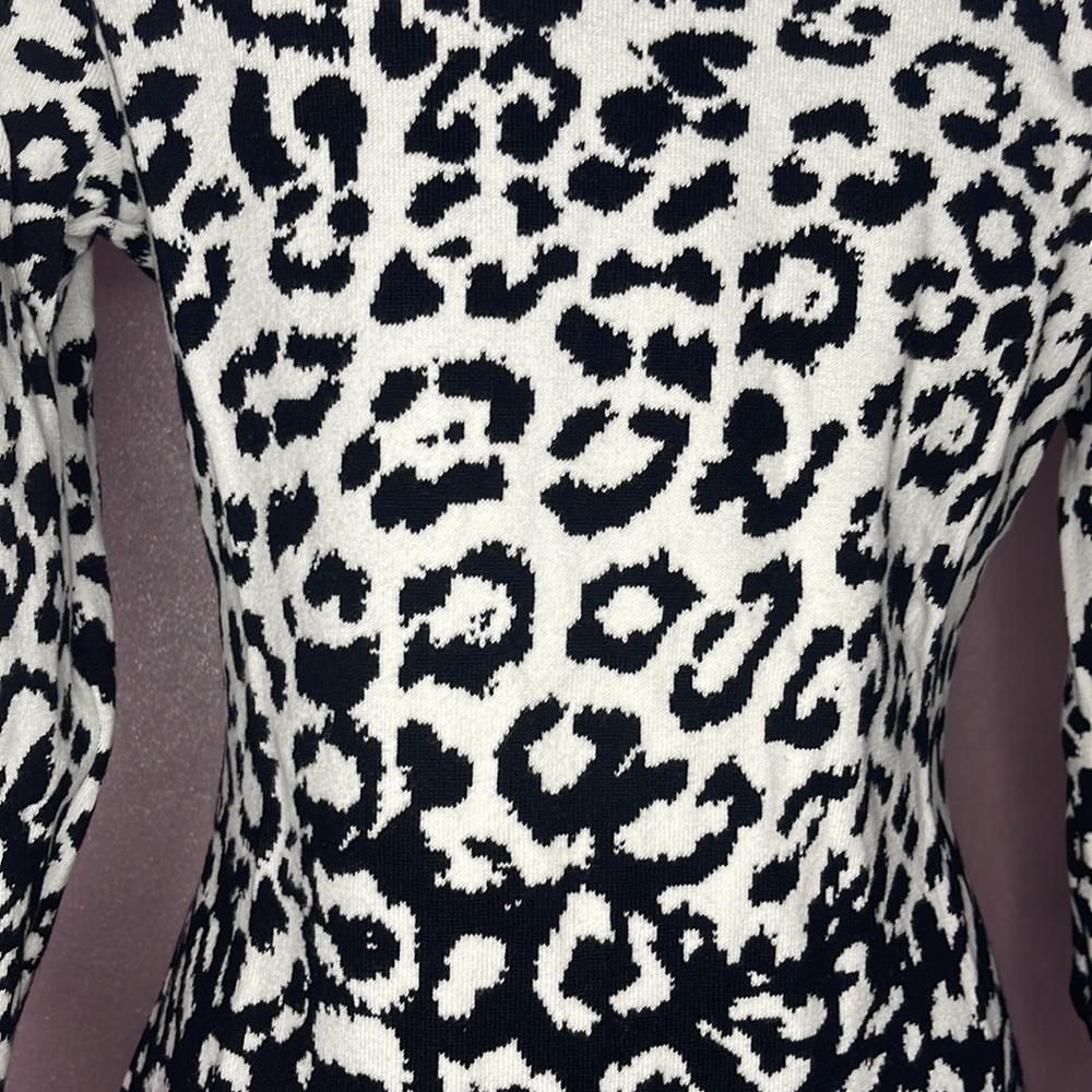 Animal print sweater dress, Knit, woven - Picture 3 of 6